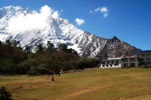 leslie's of tangboche monastery