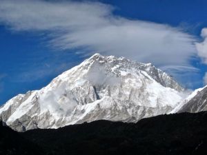 ricks shot of mtn in lobuche