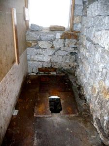 rick's bathroom shot lobuche